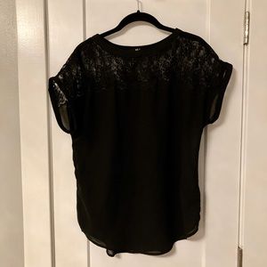 H&M women’s sheer short sleeve blouse